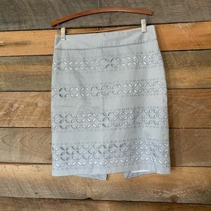 Eyelet skirt with lining!